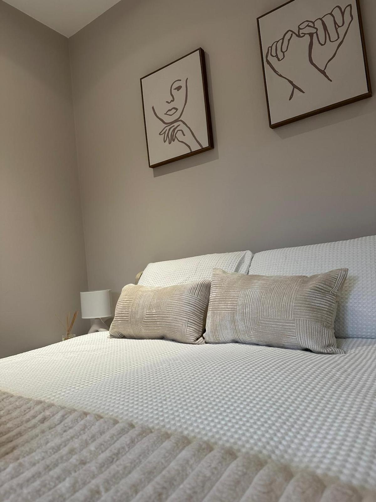 Richardson Deluxe Apartments - 3 Bed London Exterior foto